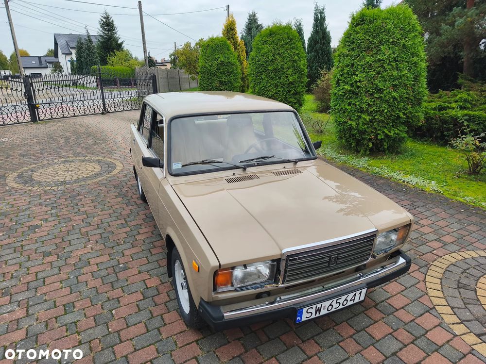 Lada 2107 1300 (21072) - 4