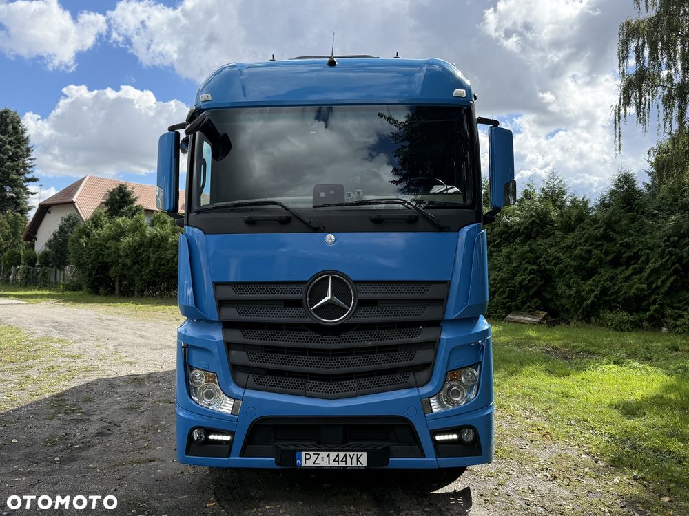 Mercedes-Benz Actros 1836 - 9