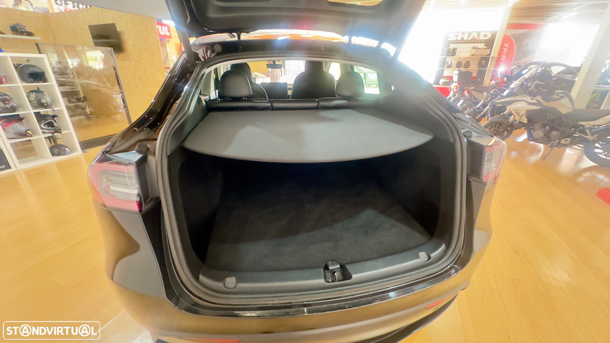 Tesla Model Y Long Range Tração Integral - 8