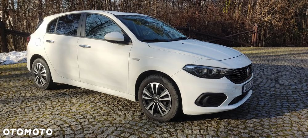 Fiat Tipo 1.4 T-Jet 16v Lounge - 20
