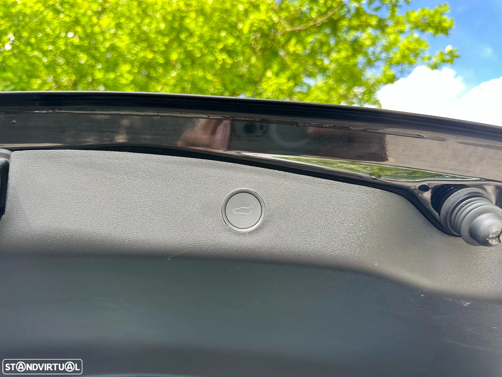 Tesla Model 3 Performance Dual Motor AWD - 34