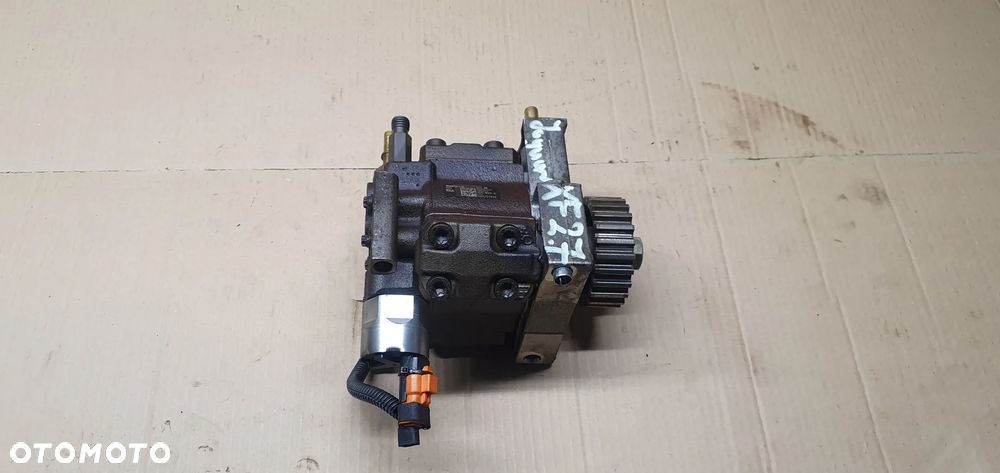 Pompa wtryskowa paliwa Jaguar XF X250 2.7 TDV6 4S7Q-9B395-AL - 1