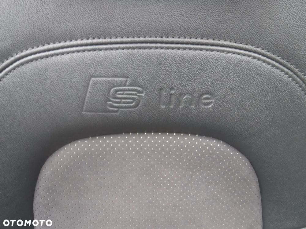 Audi TT 8J Cabrio fotele skory alcantara przod sline s line air bag - 6