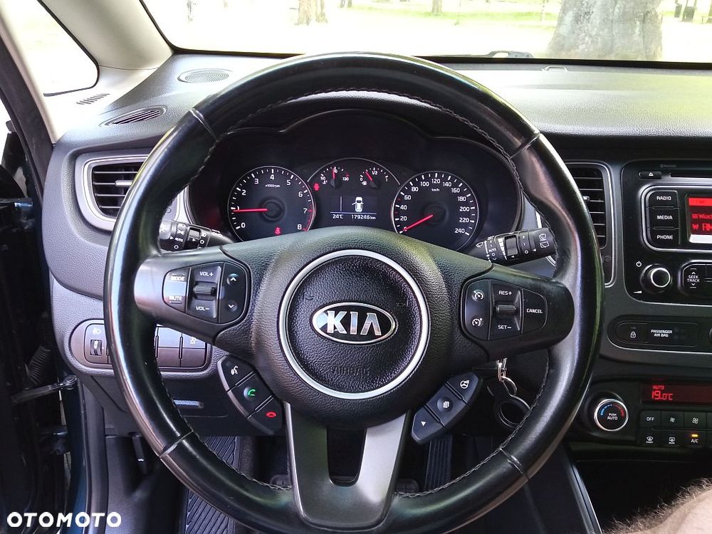 Kia Carens 1.6 GDI M EU6 - 15