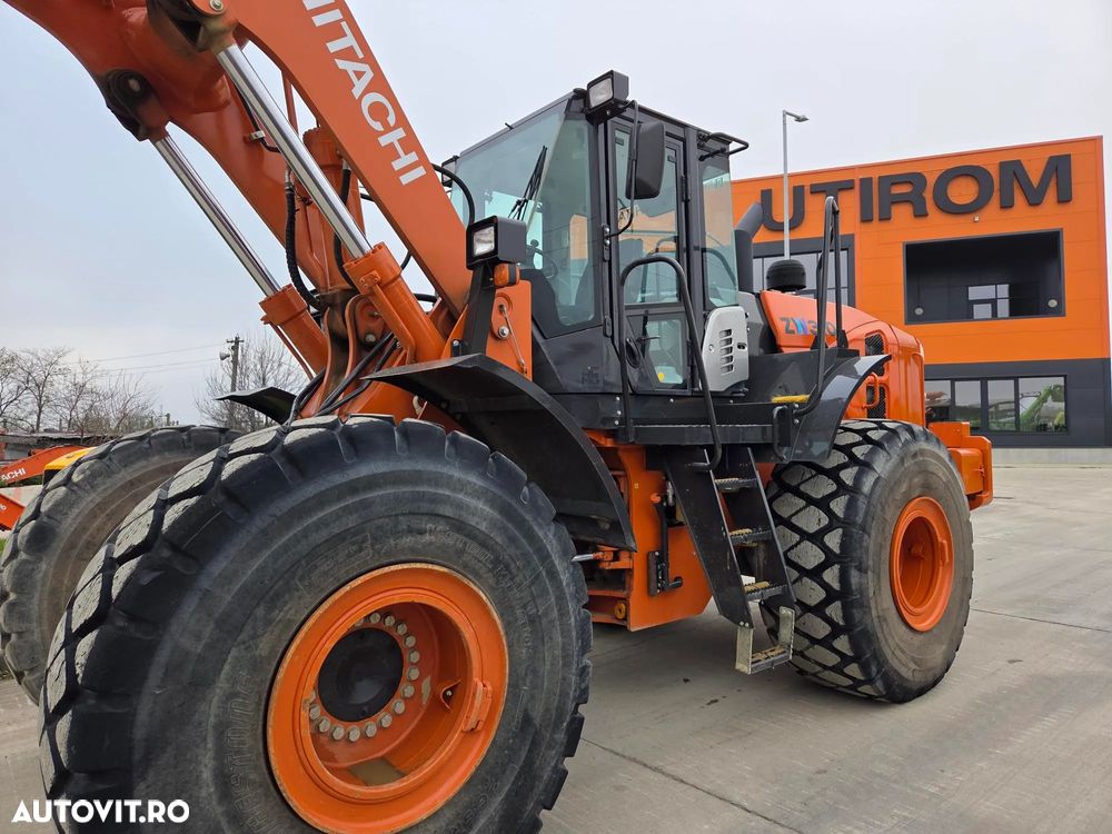Hitachi EX DEMO, 2024, 454 ore, cupa 5mc, Masa operationala 28t, Anv BRIDGESTONE 95% ok, FARA AD BLUE, Inaltimea incarcare 4,4m, prousa in JAPONIA, posibilietate leasing 5 ani cu rata 16.500 lei lunar, PROMOTIE 177.900 EUR+Tva - 28