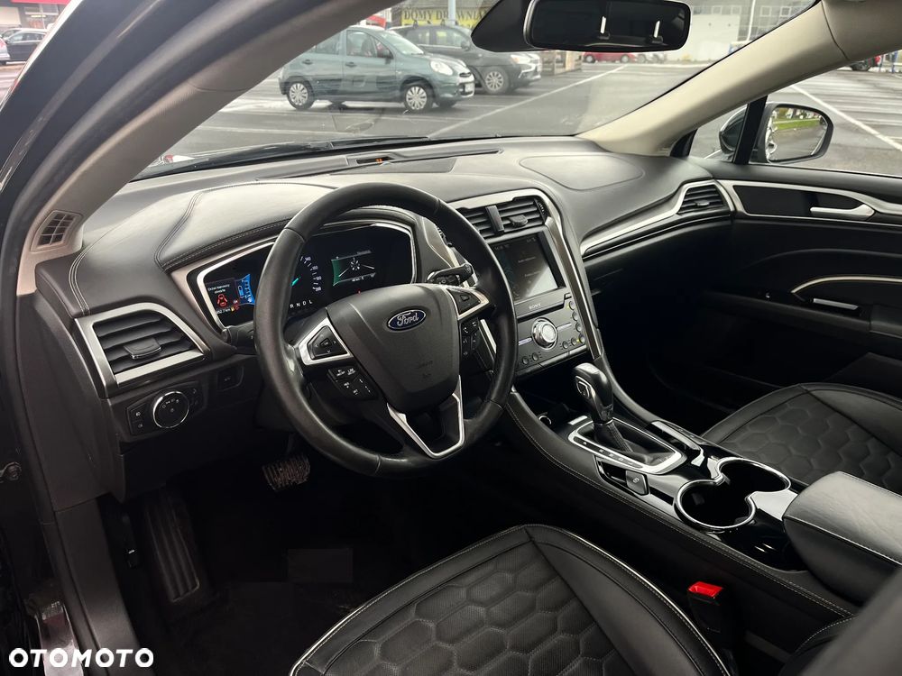 Ford Mondeo 2.0 Hybrid Vignale - 12