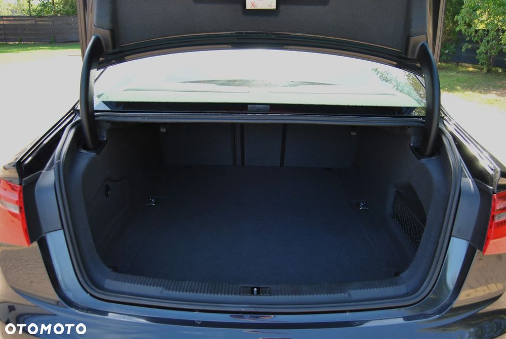 Audi A6 Limousine 2.0 TDI Ultra DPF S tronic - 15