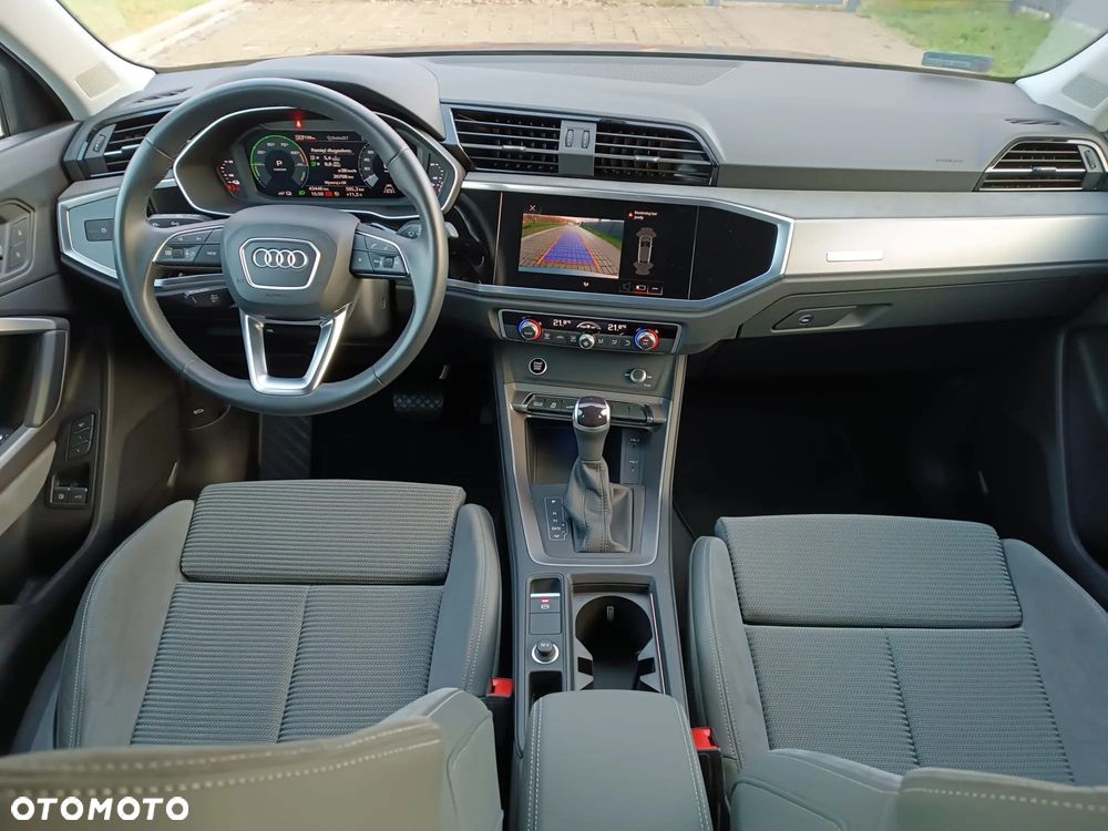 Audi Q3 Sportback - 14