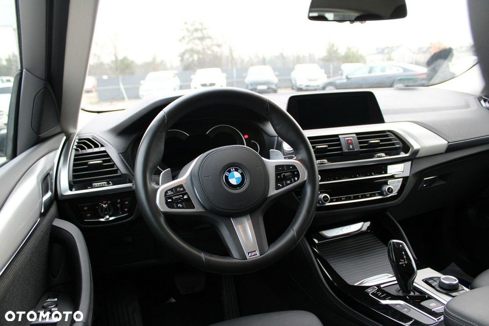 BMW X4 - 18