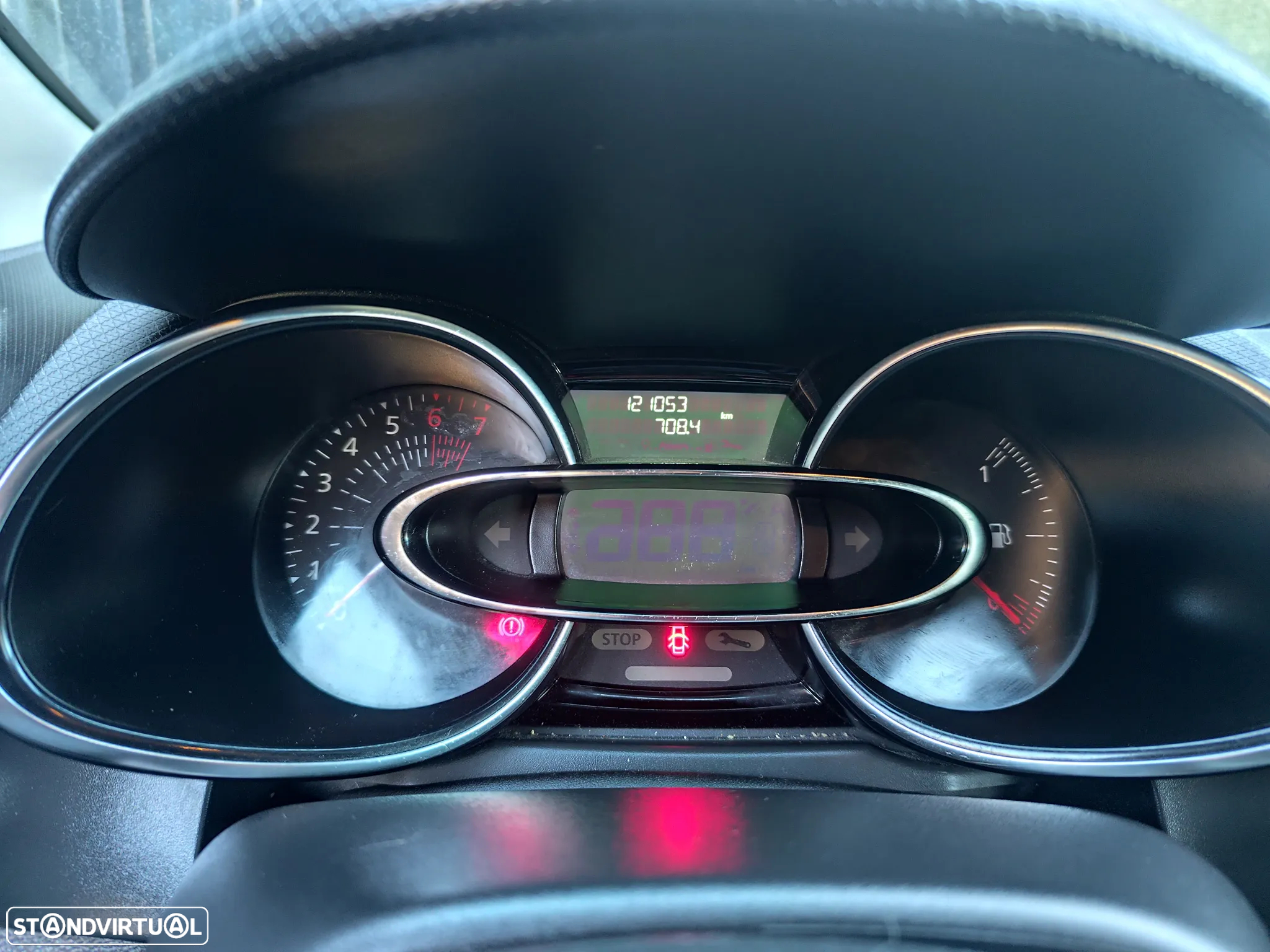 Renault Clio Sport Tourer 0.9 TCe Limited - 8