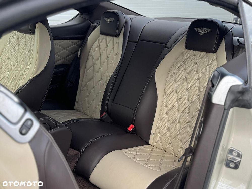 Bentley Continental GT - 17