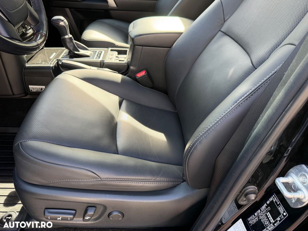 Toyota Land Cruiser 2.8l D-4D 204 CP A/T 7 locuri Luxury AVS Black - 24