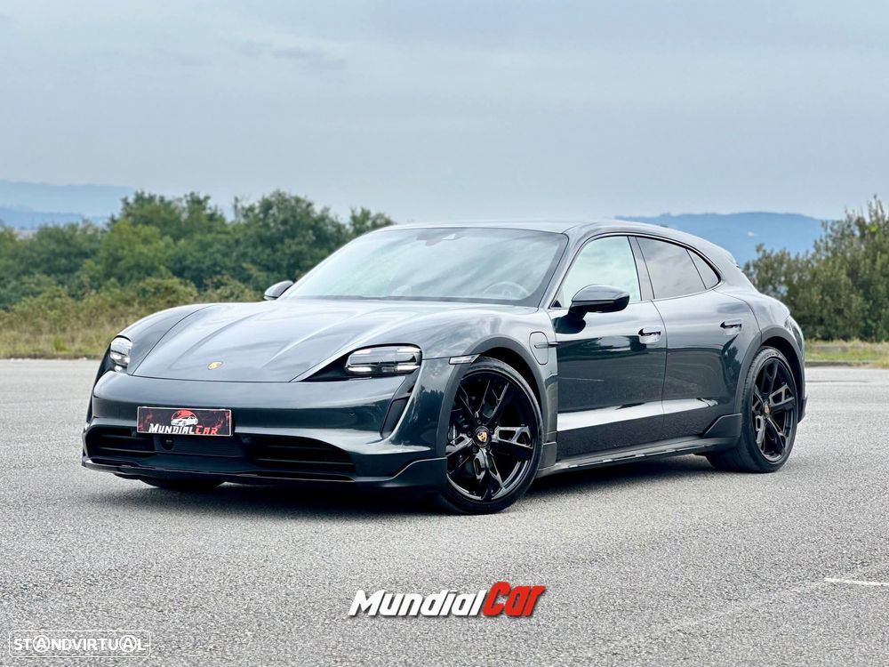 Porsche Taycan Cross Turismo 4 - 1