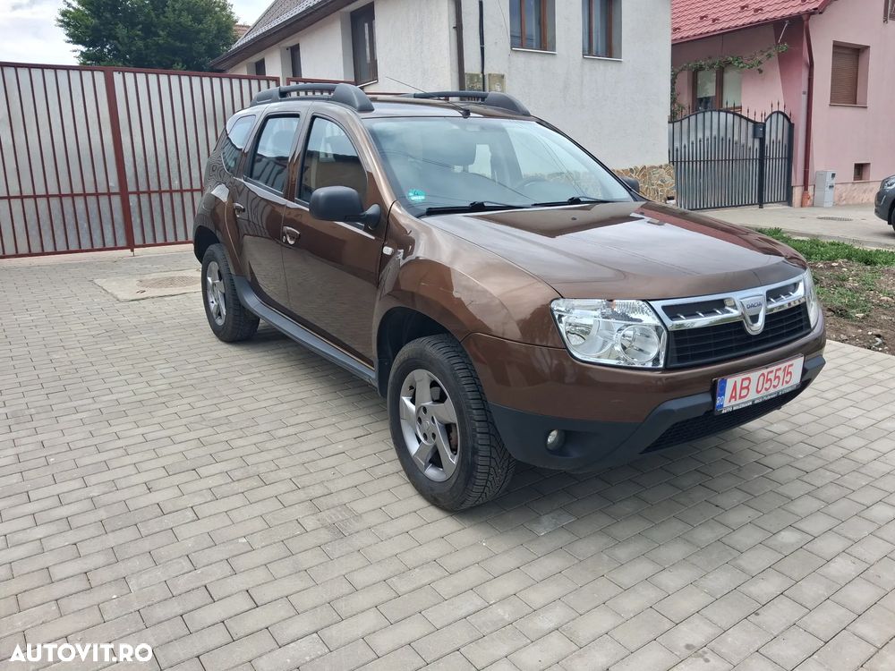 Dacia Duster dCi 110 FAP 4x2 Laureate - 12