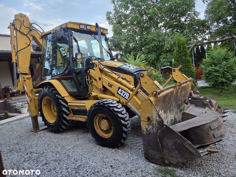 Caterpillar CAT 432D - 1