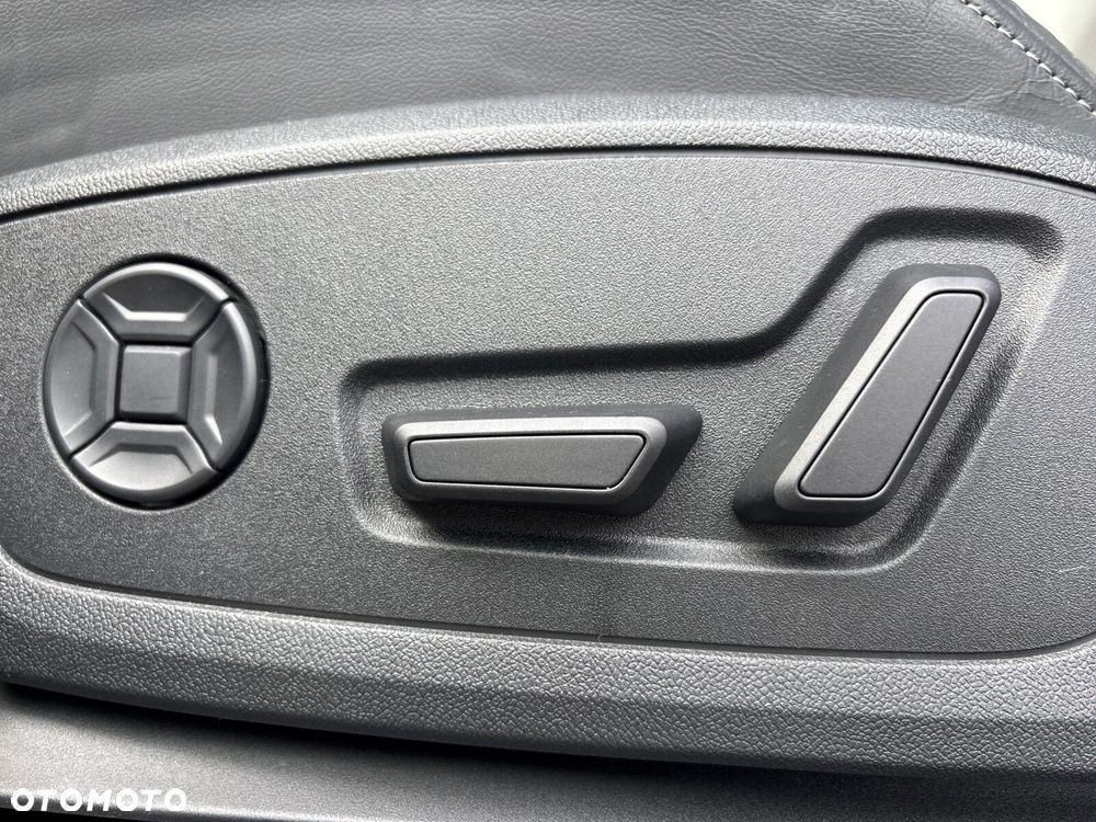 Audi Q3 35 TFSI mHEV S-Line S tronic - 21