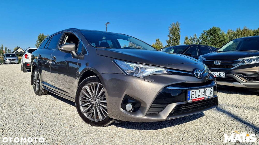 Toyota Avensis - 27