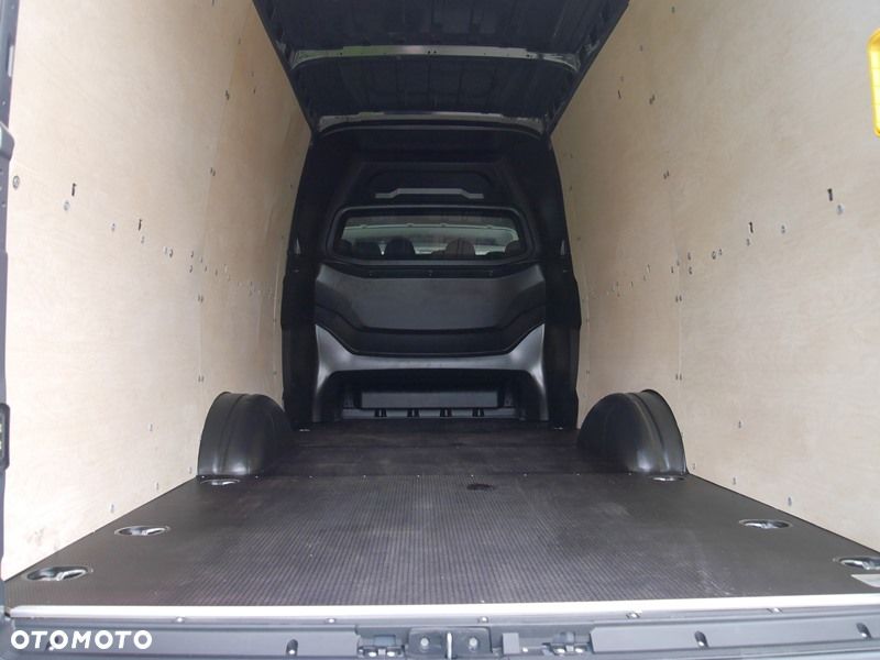 Iveco Daily 35S18HA8 3,0L L4H2 - 9