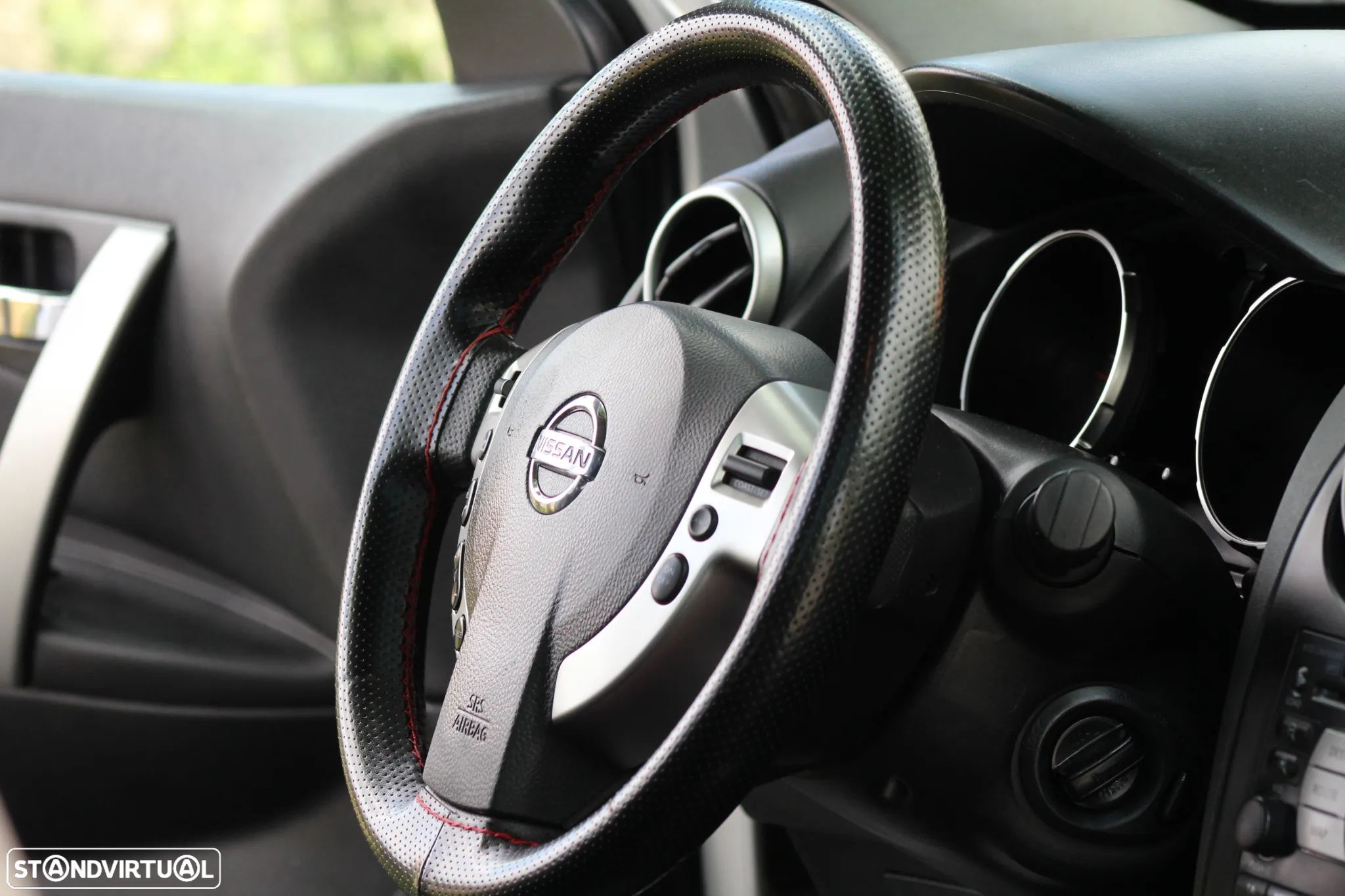 Nissan Qashqai +2 2.0 dCi Tekna Pele Choc +Navi - 24