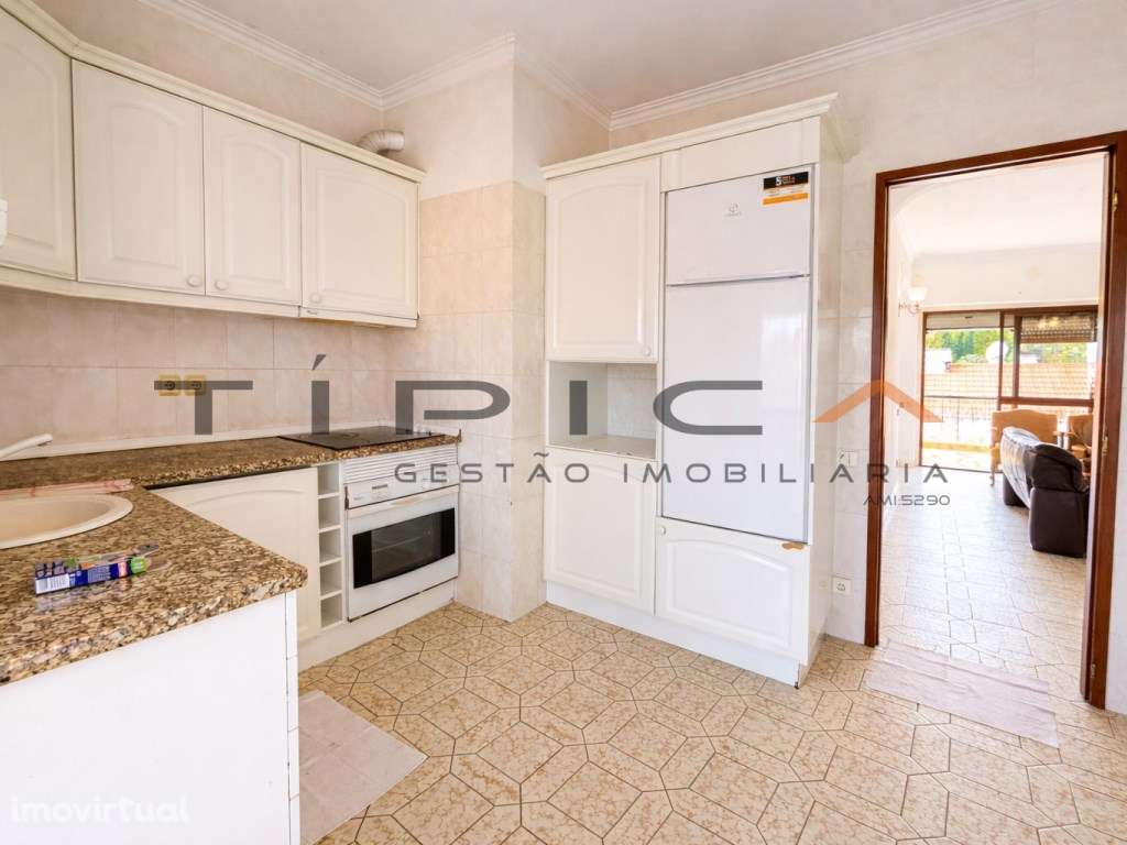 Quarto no centro de Alverca com terraço privado - Grande imagem: 5/5