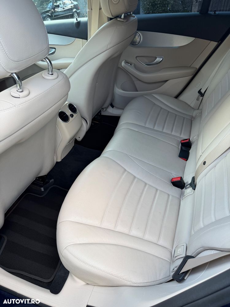 Mercedes-Benz GLC 220 d 4MATIC 9G-TRONIC - 8