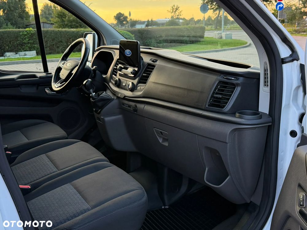 Ford Transit Custom 320 L2H1 - 26