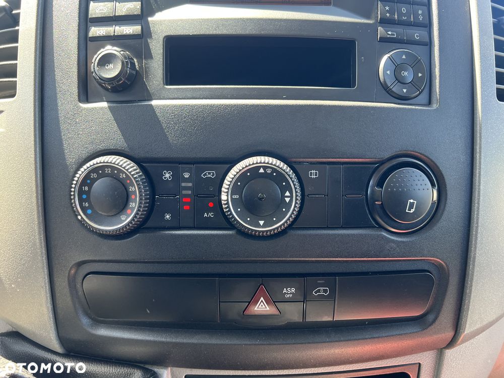 Mercedes-Benz Sprinter 516 - 16