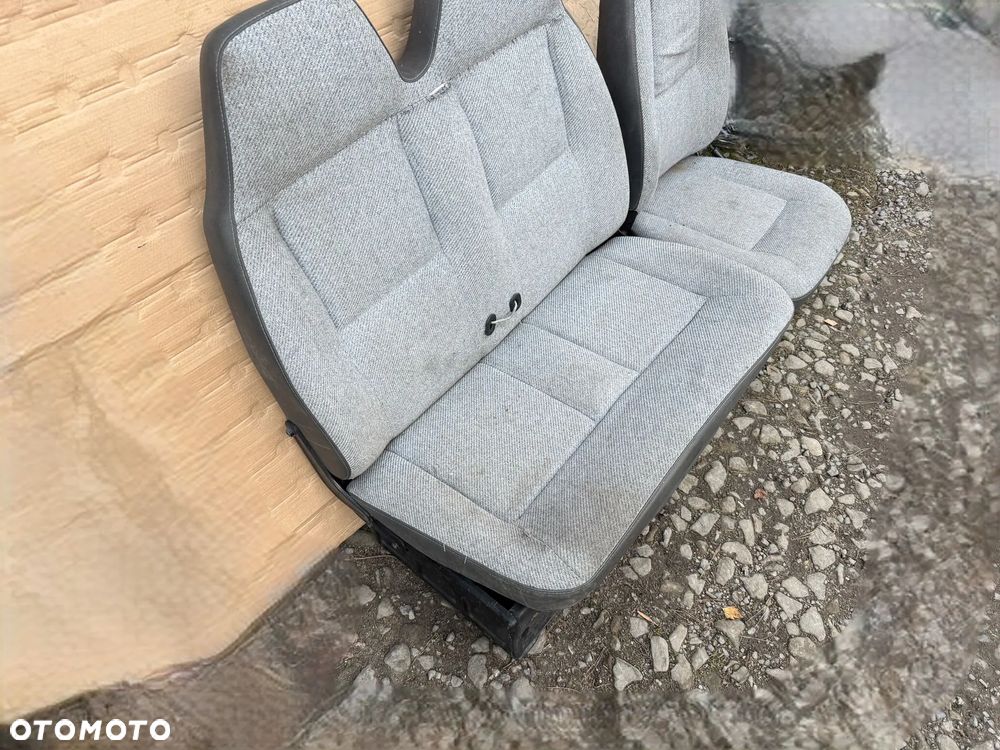 Fotele fotel kanapa Nissan Trade Atleon 1987-2002 komplet - 2