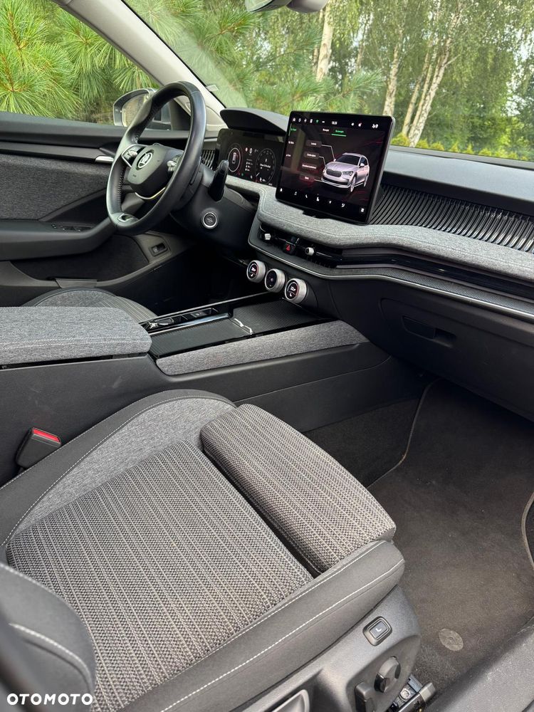 Skoda Superb 2.0 TDI SCR 4x4 Drive DSG - 6