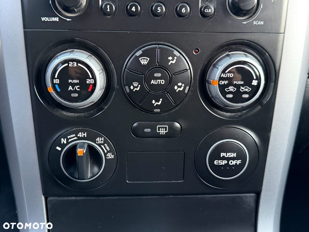 Suzuki Grand Vitara 1.9 DDiS - 8