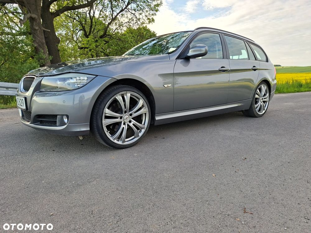 BMW Seria 3 320d DPF Edition Sport - 10