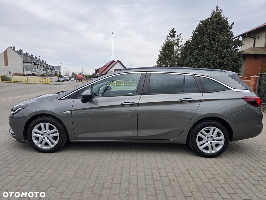 Opel Astra - 2