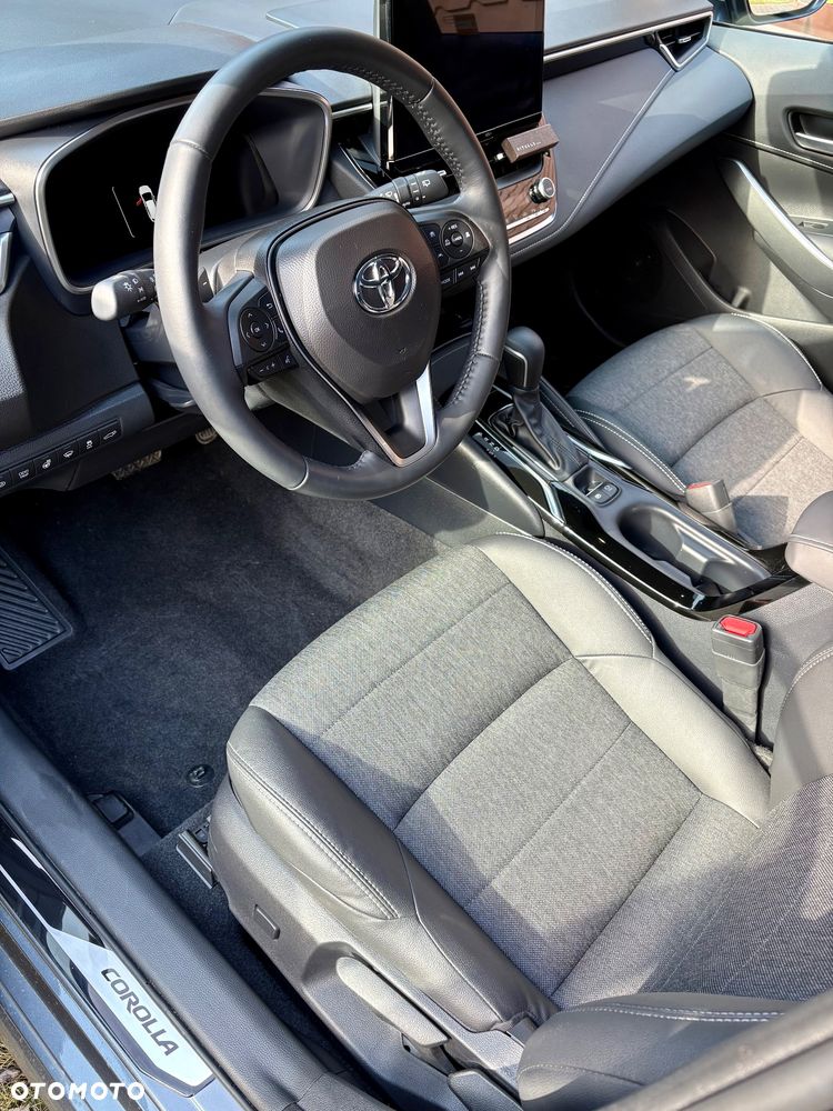 Toyota Corolla - 9