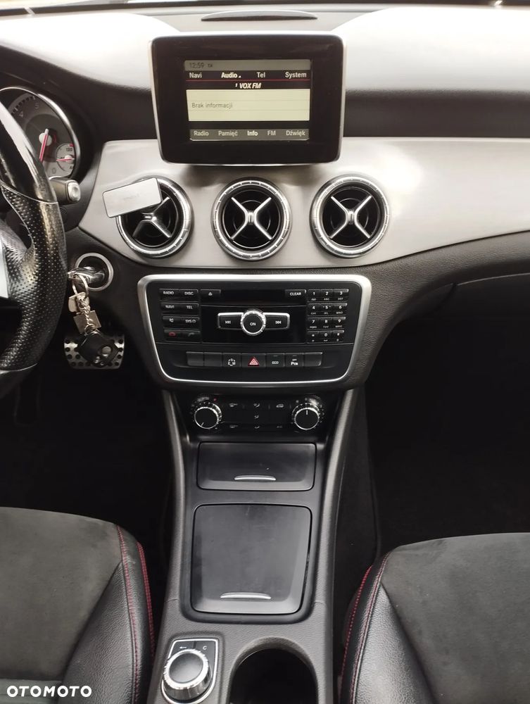 Mercedes-Benz CLA - 5