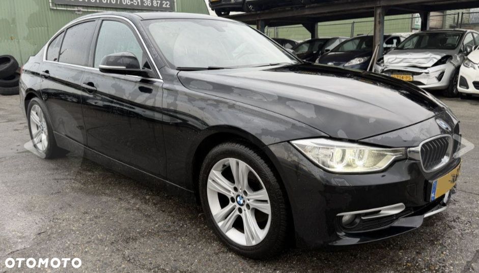 BMW Seria 3 320i Efficient Dynamics Edition Luxury Line - 1