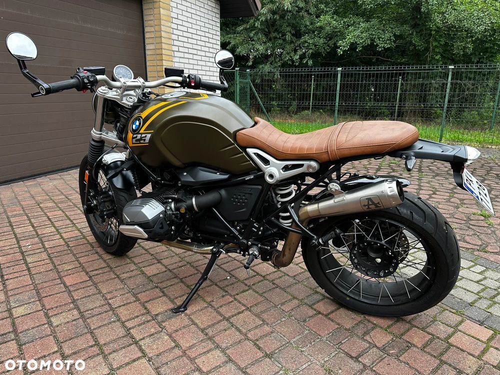 BMW R - 9