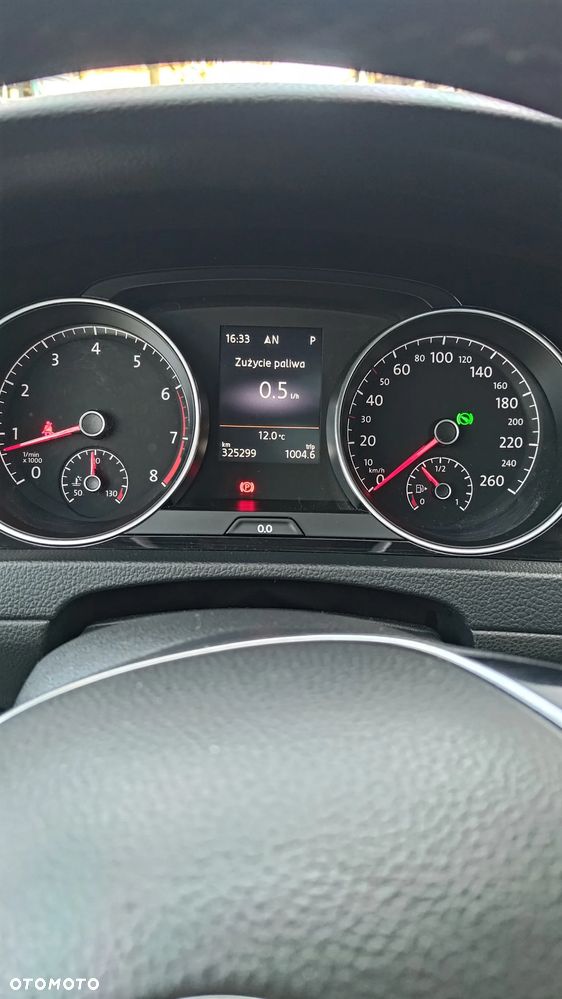 Volkswagen Golf - 12