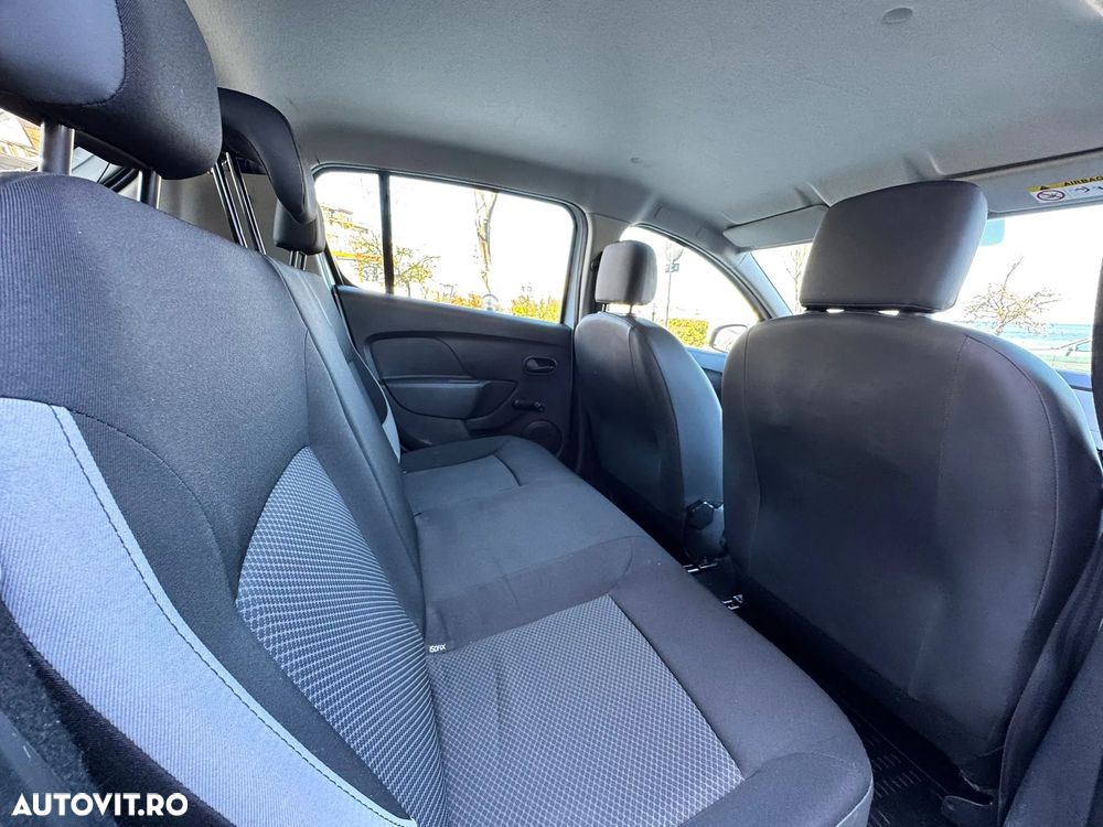 Dacia Sandero - 4