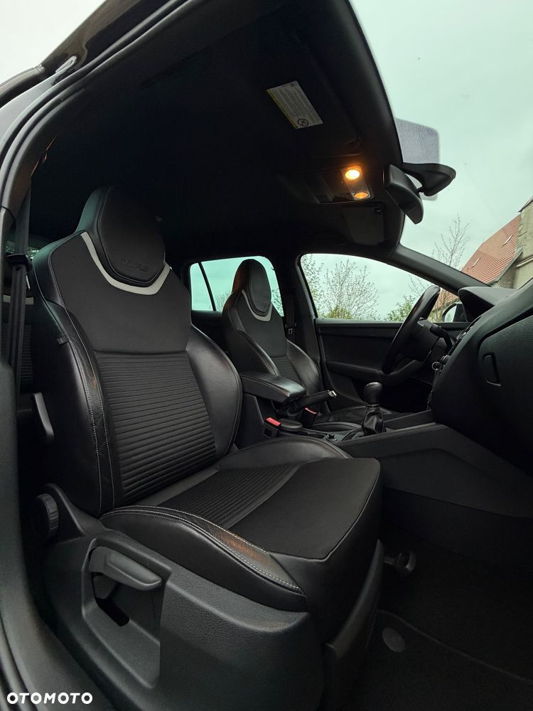 Skoda Octavia 2.0 TDI RS - 7