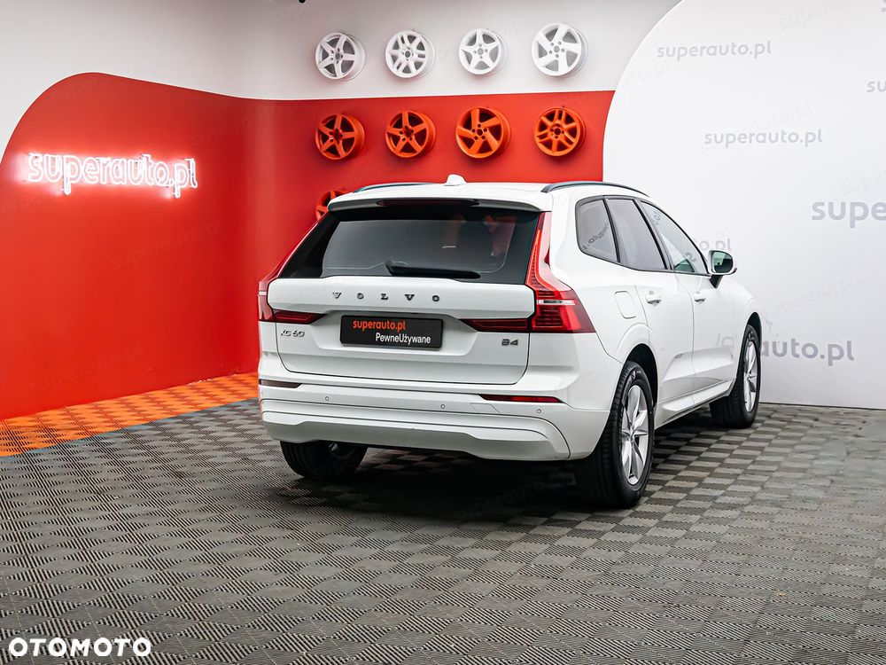 Volvo XC 60 B4 B Momentum - 7