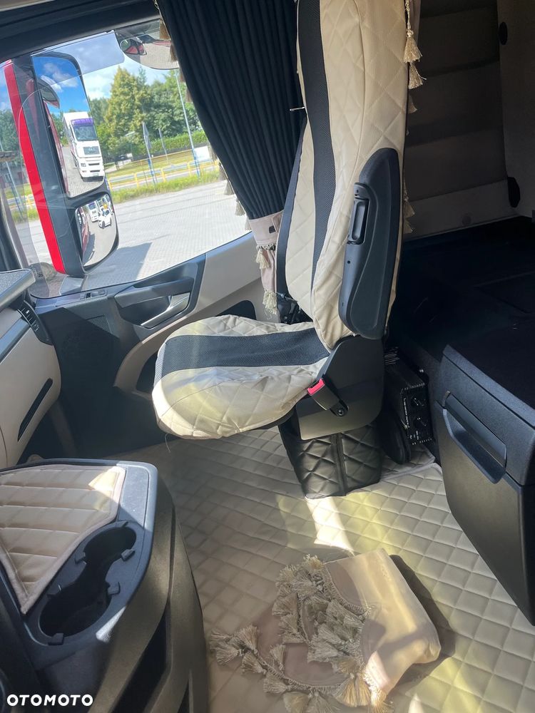 Mercedes-Benz Actros 1848 Gigaspace Lowdeck 500 tys km Klima parkingowa Ksenony Airbag Ledy - 11