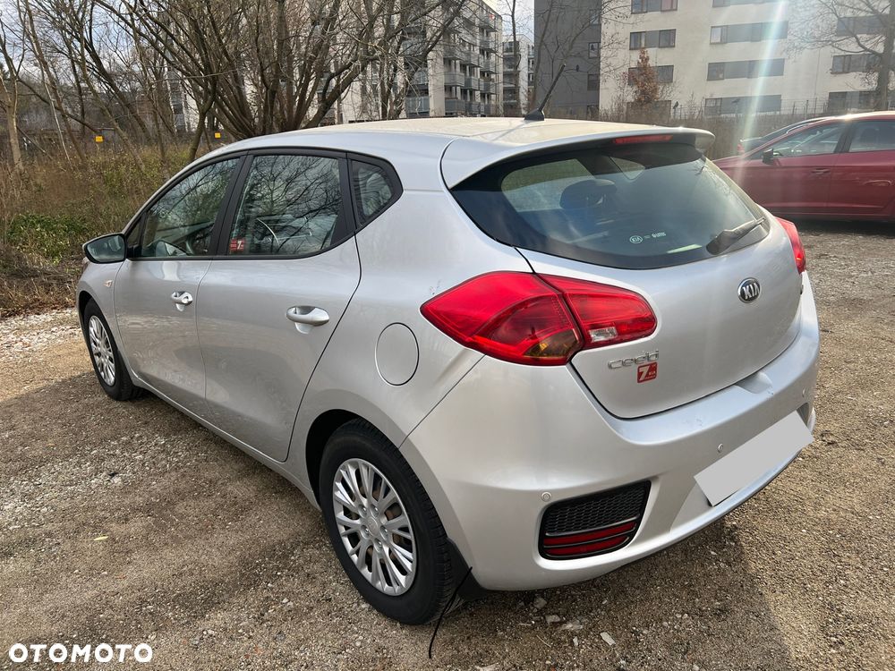 Kia Ceed 1.6 CRDi Smart - 3