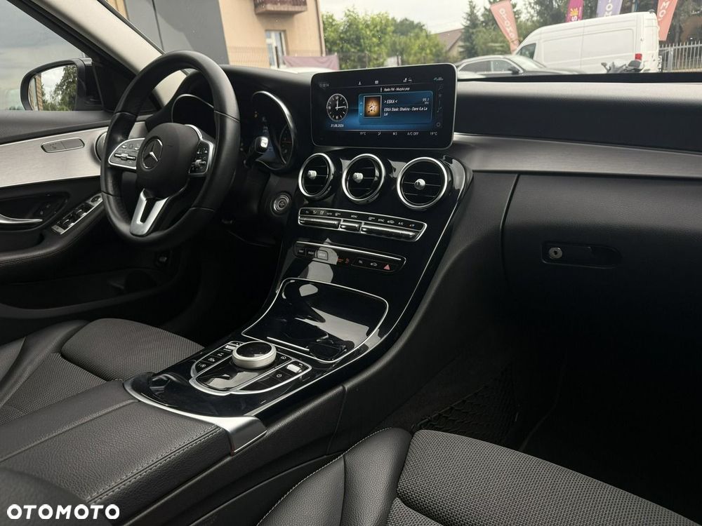 Mercedes-Benz Klasa C 200 d 9G-TRONIC Avantgarde - 14