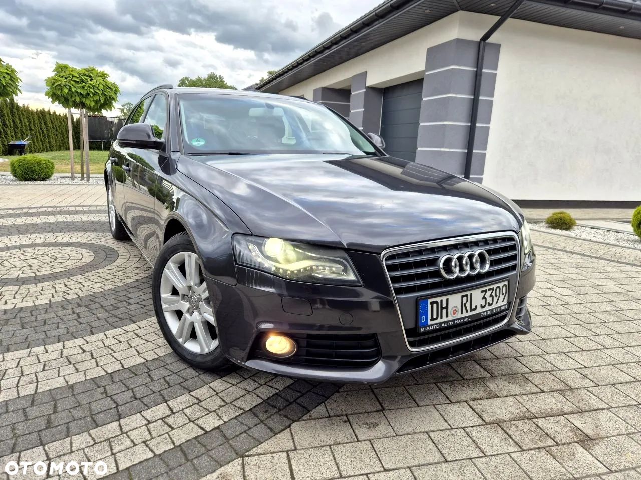 Audi A4 - 1