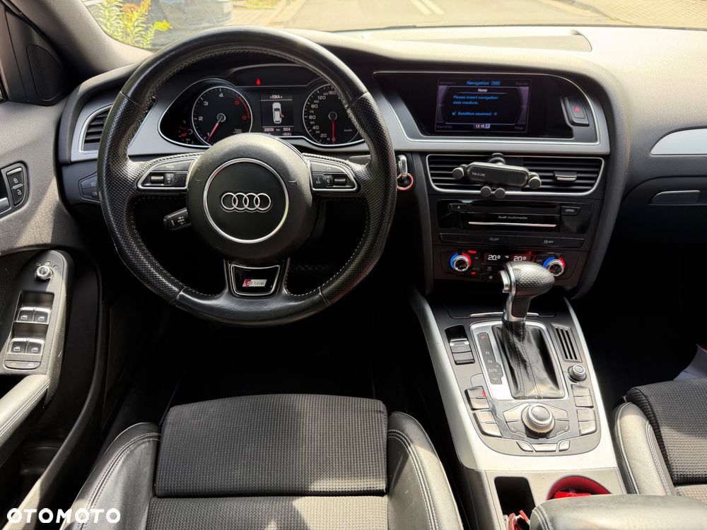 Audi A4 Avant 2.0 TDI Multitronic - 13