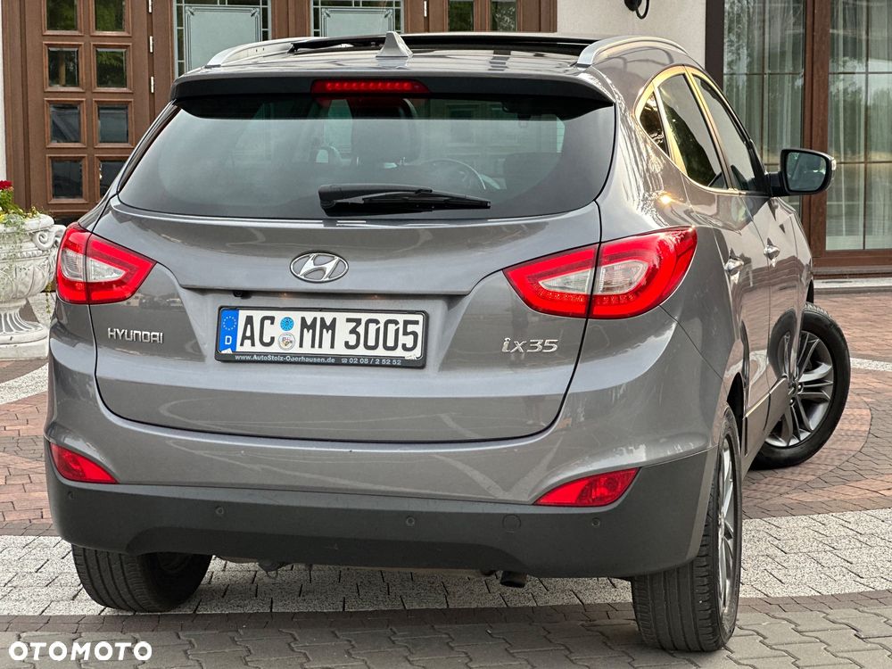 Hyundai ix35 1.6 2WD Fifa World Cup Edition - 16