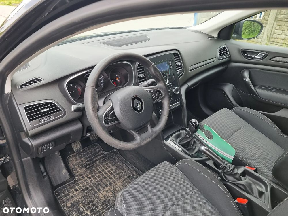 Renault Megane 1.2 Energy TCe Life - 18