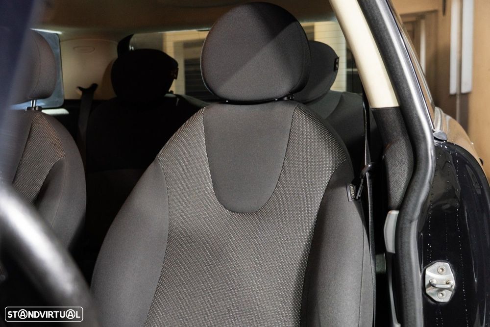 MINI 3 Portas One D - 23