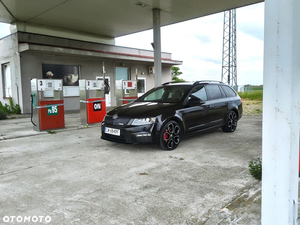 Skoda Octavia 2.0 TSI RS 230 DSG - 19