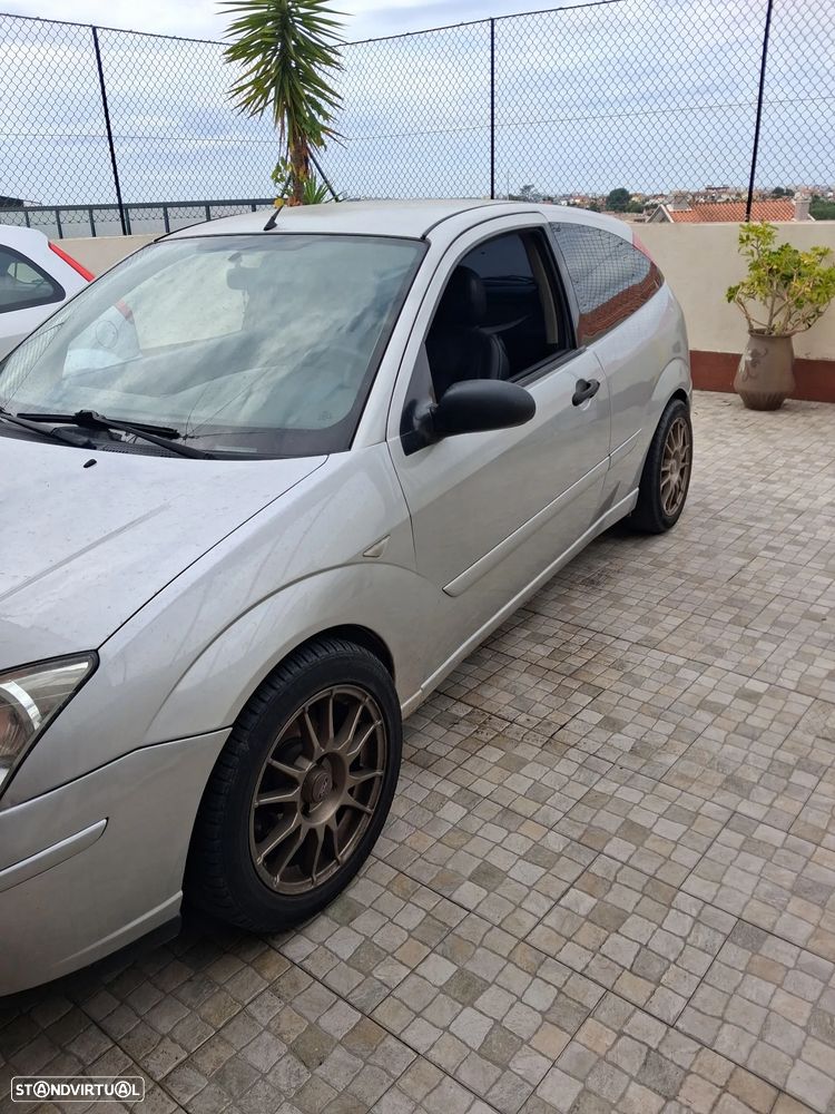 Ford Focus - 4
